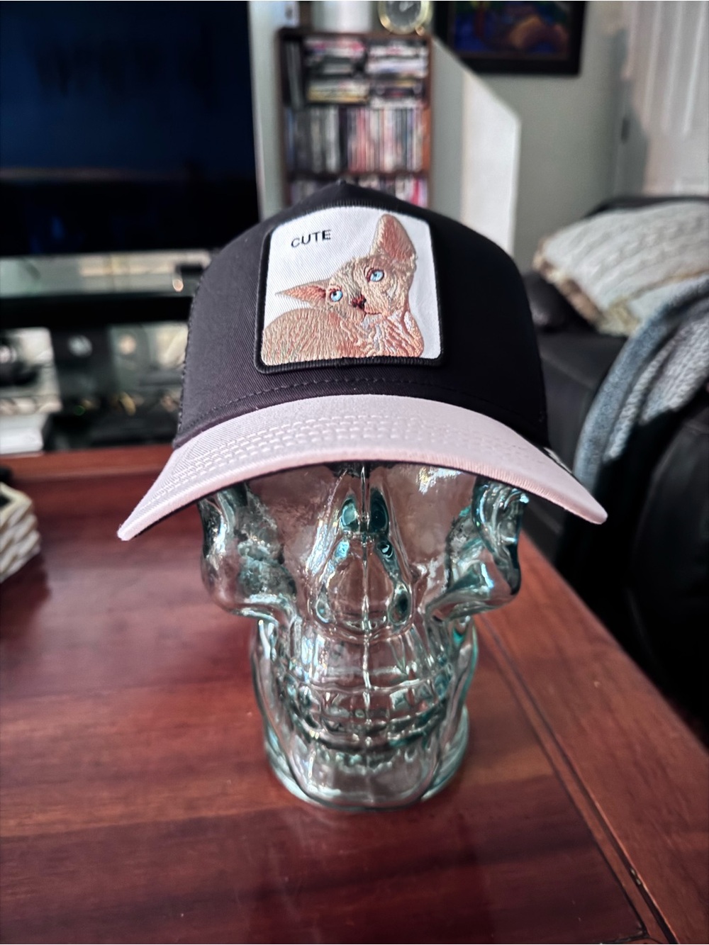 Goorin Bros. “The Sphynx Cat” Cute. Trucker Hat. Mesh SnapBack NWT